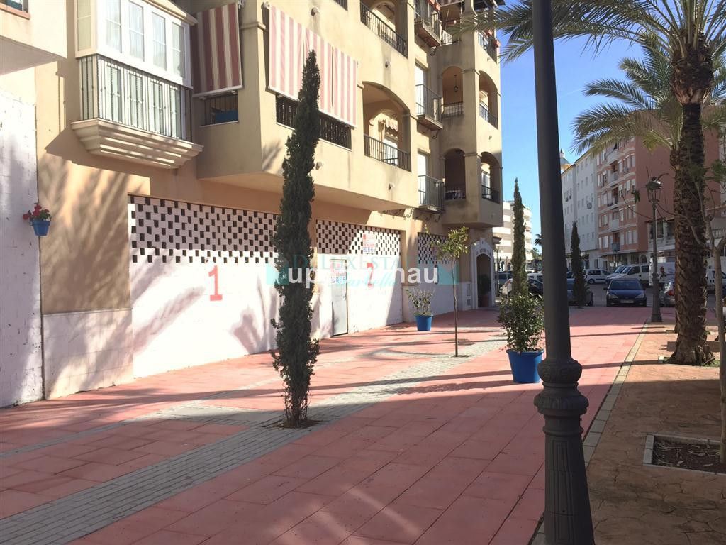 Restaurant for rent in Estepona