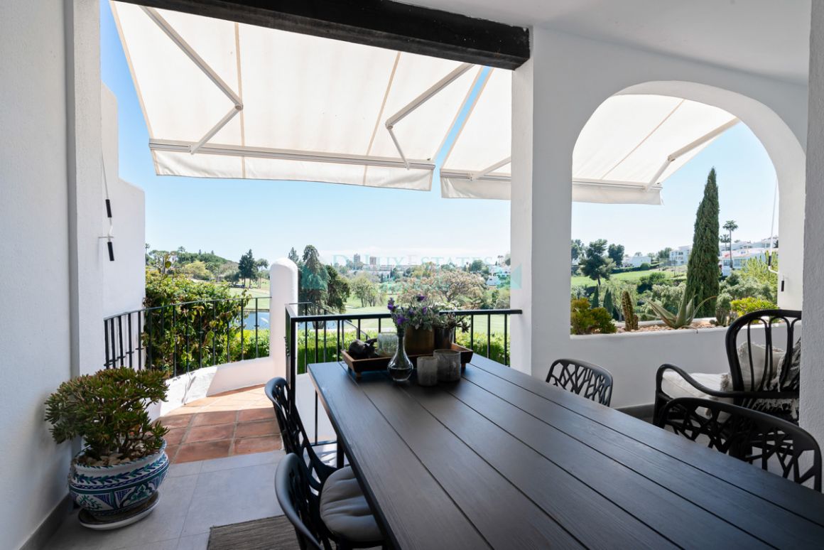 Town House for sale in Nueva Andalucia
