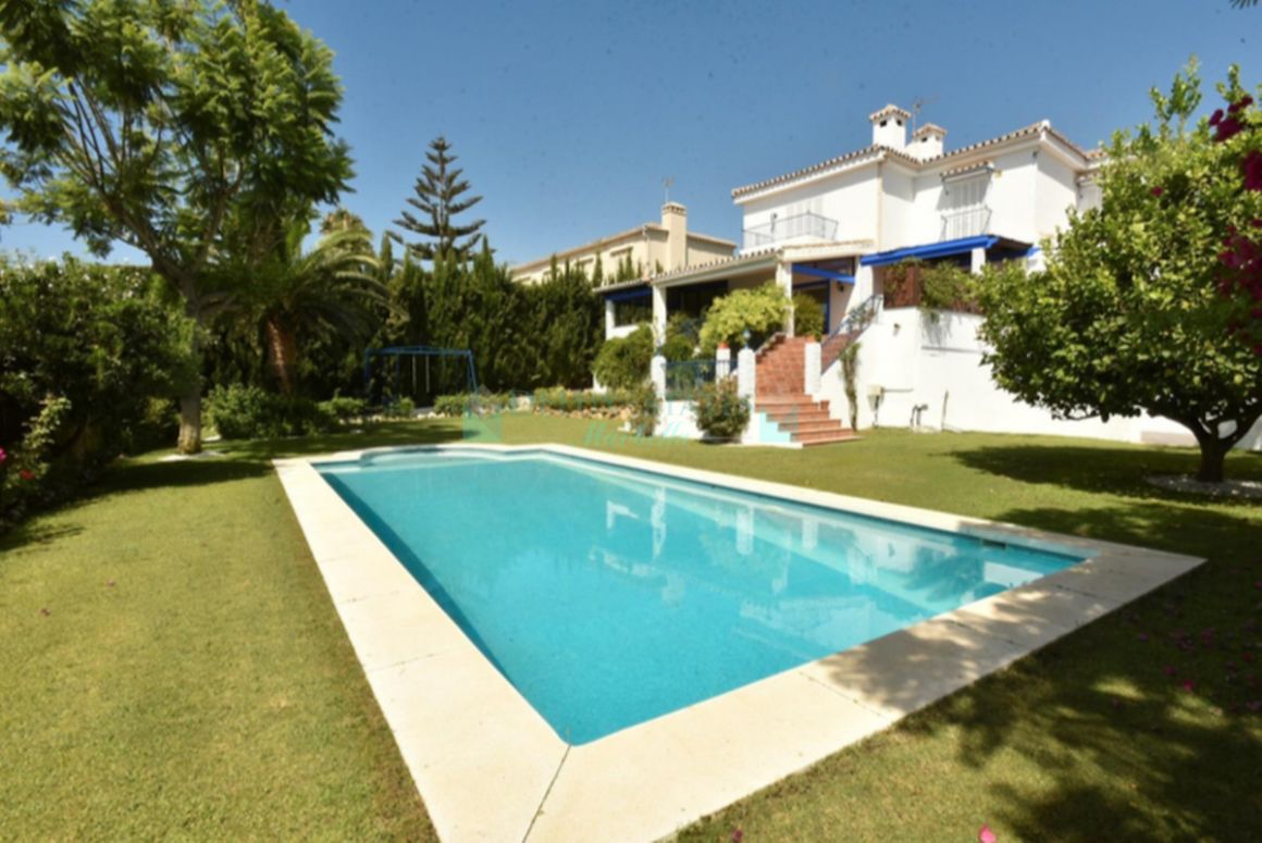 Villa for rent in Marbella - Puerto Banus