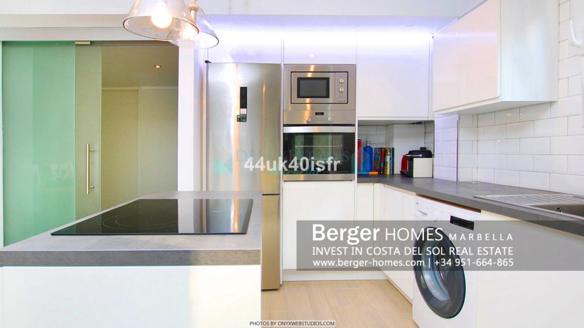 Semi Detached Villa for sale in Elviria, Marbella East