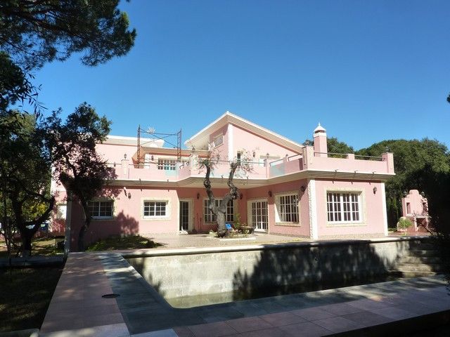 Villa for sale in  Hacienda las Chapas, Marbella East