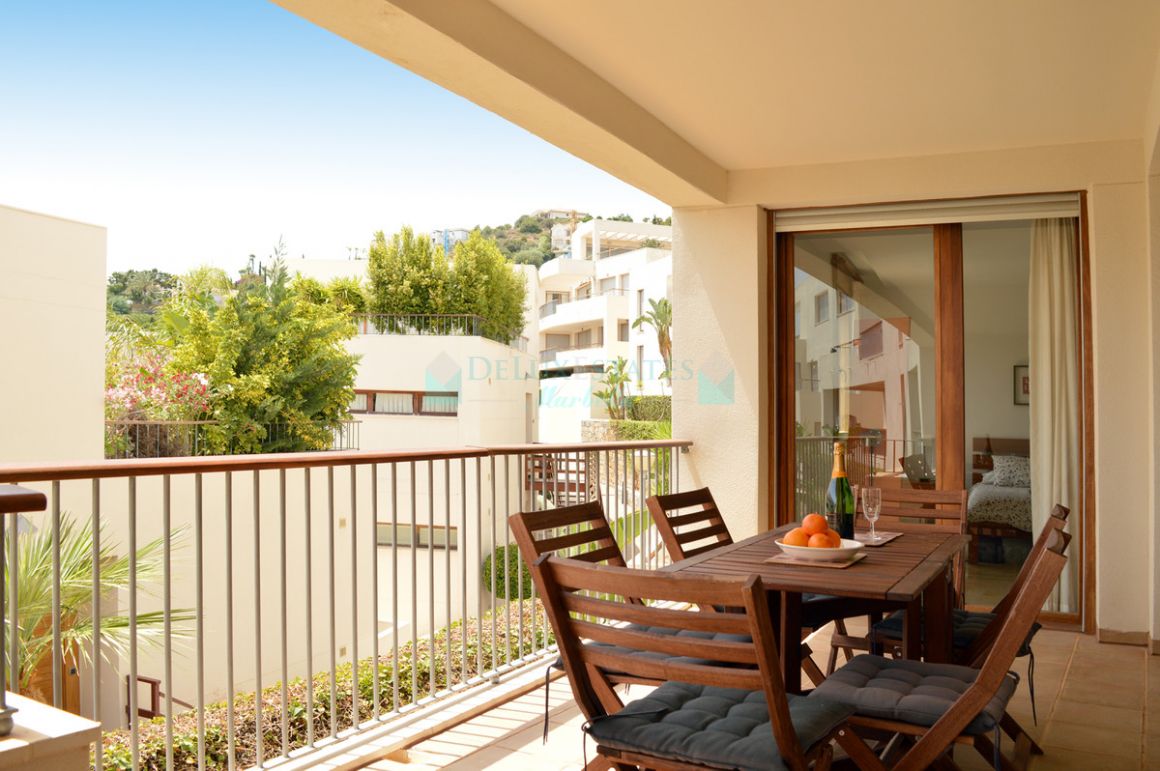 Ground Floor Apartment for sale in Los Altos de los Monteros, Marbella East