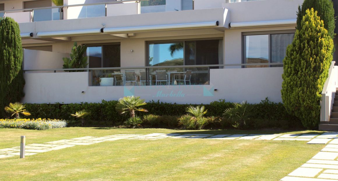 Ground Floor Apartment for sale in Benahavis