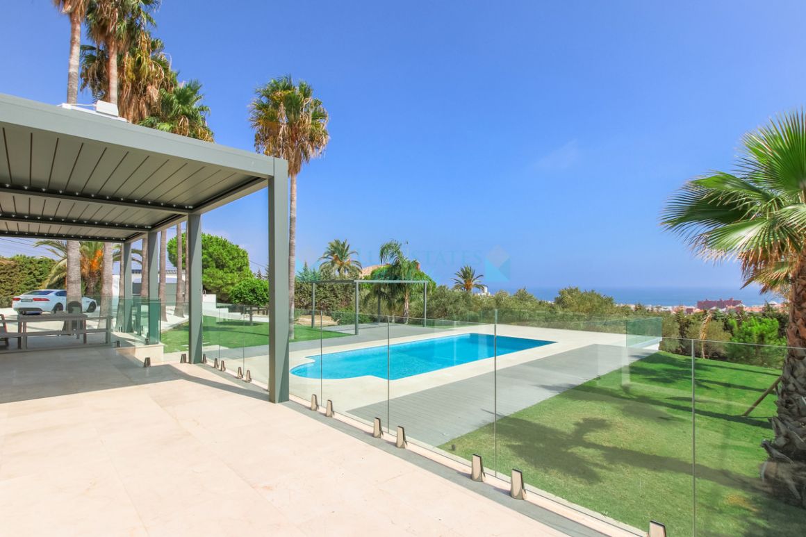 Villa in Estepona