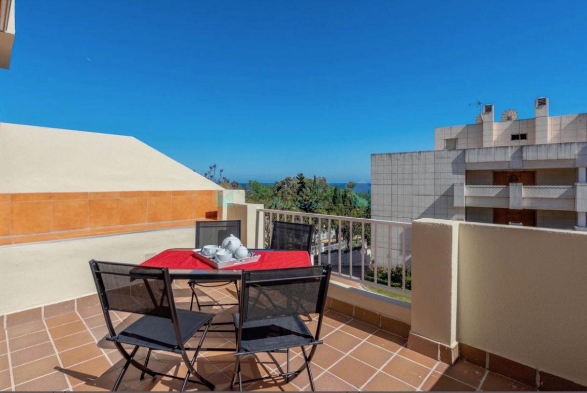 Penthouse for sale in Marbella Golden Mile
