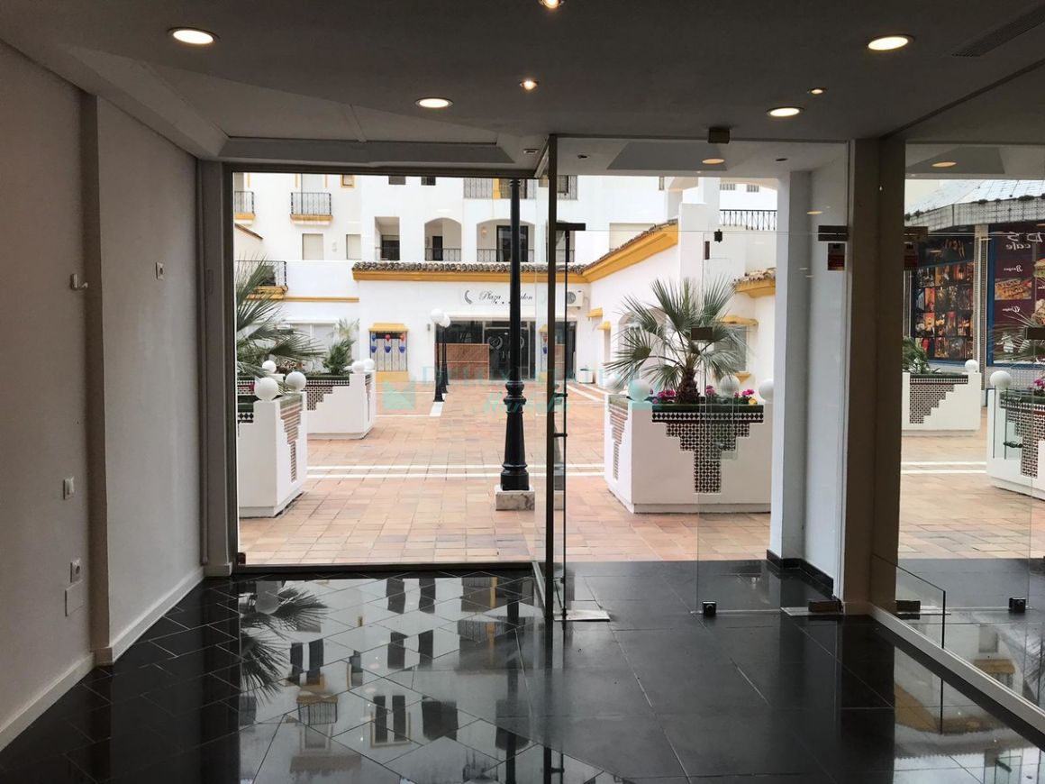 Shopping Centre for sale in Marbella - Puerto Banus