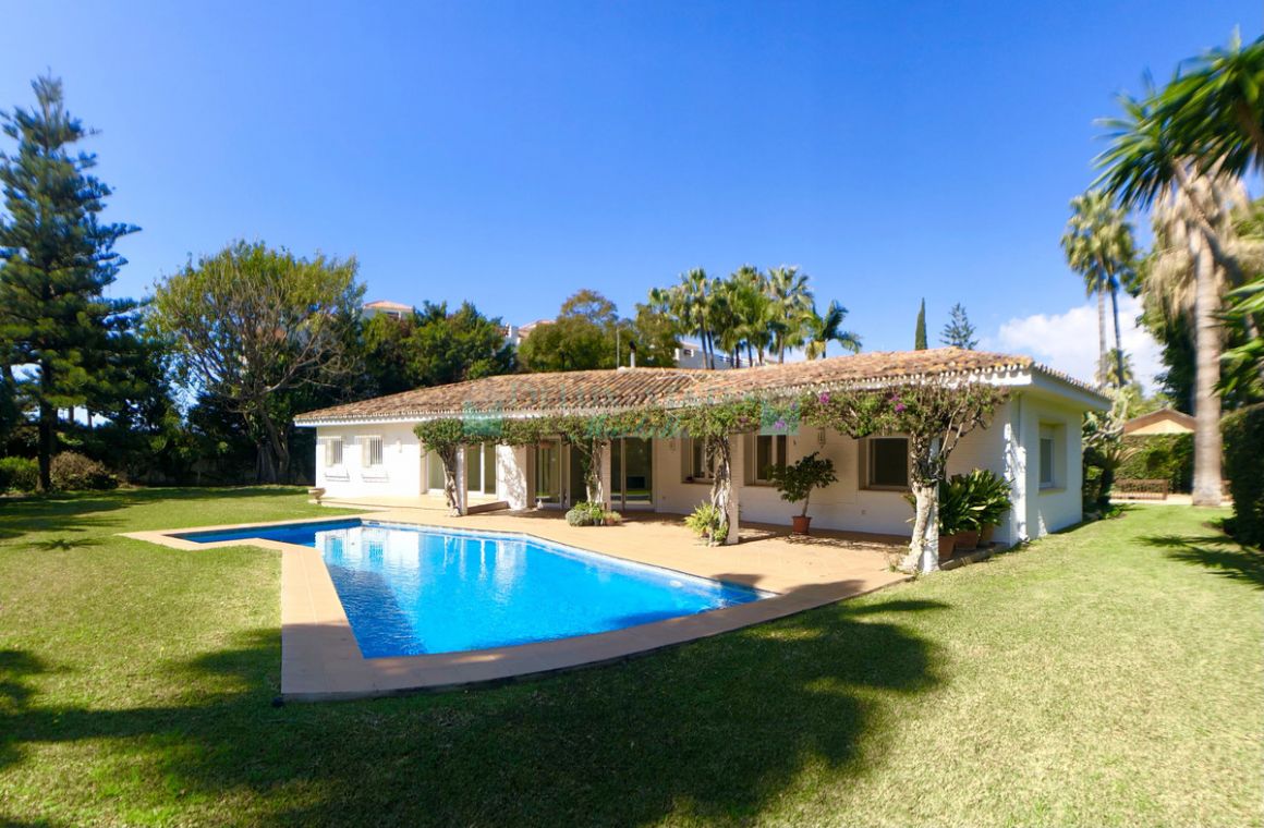 Villa en alquiler en San Pedro de Alcantara