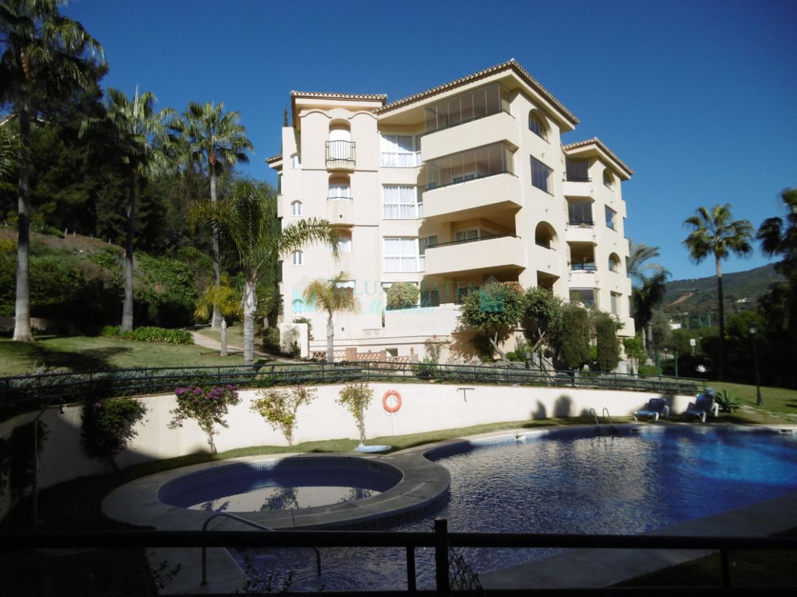 Apartment for sale in Elviria, Marbella East