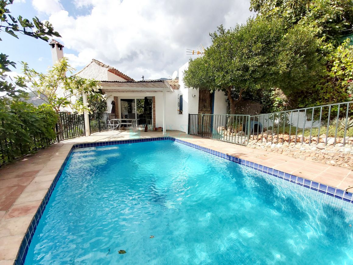 Finca for sale in Ojen