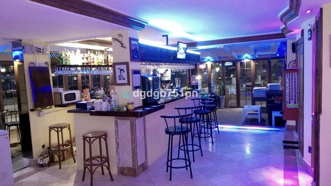 Restaurant for rent in Cabopino, Marbella East