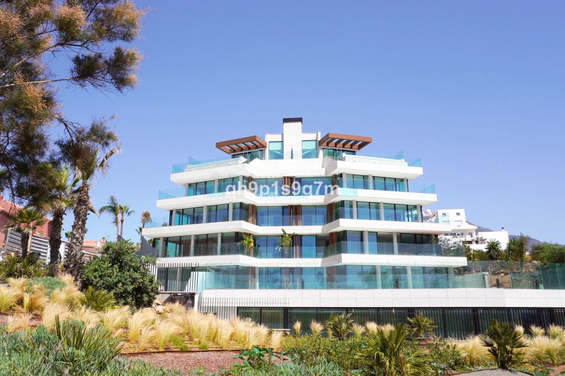 Ground Floor Apartment for sale in Estepona