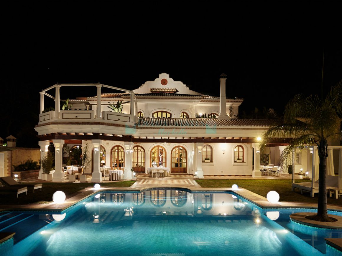 Hotel for sale in Marbella