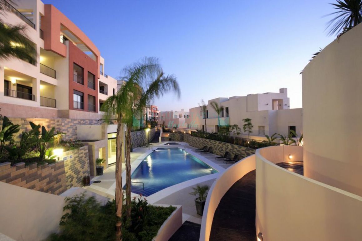 Ground Floor Apartment for sale in Los Monteros, Marbella East