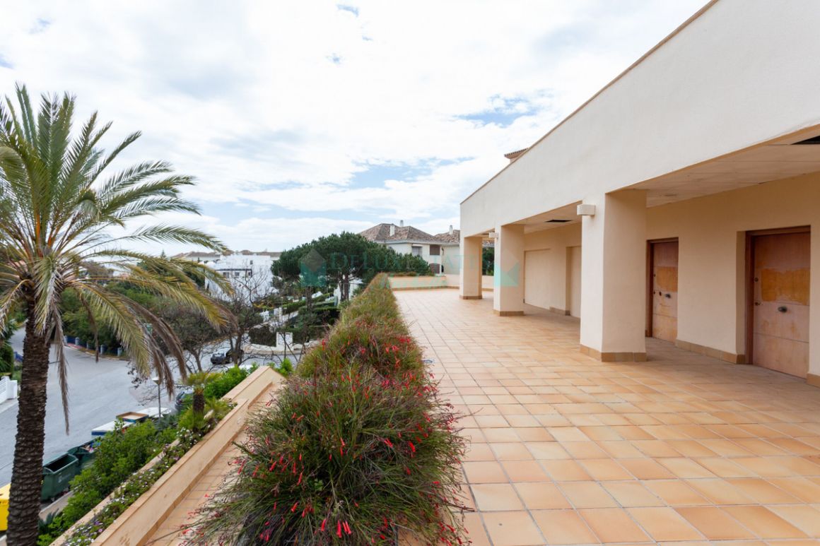 Business for sale in Elviria, Marbella East