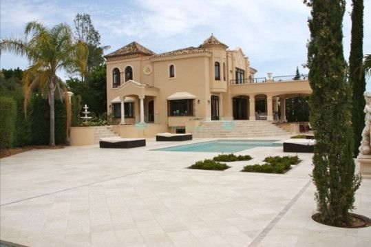 Villa for rent in Sierra Blanca, Marbella Golden Mile