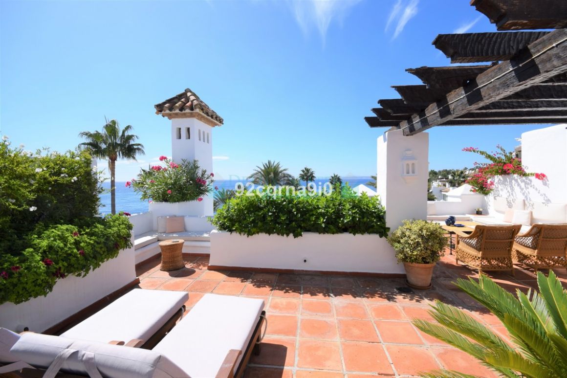 Penthouse for rent in Estepona