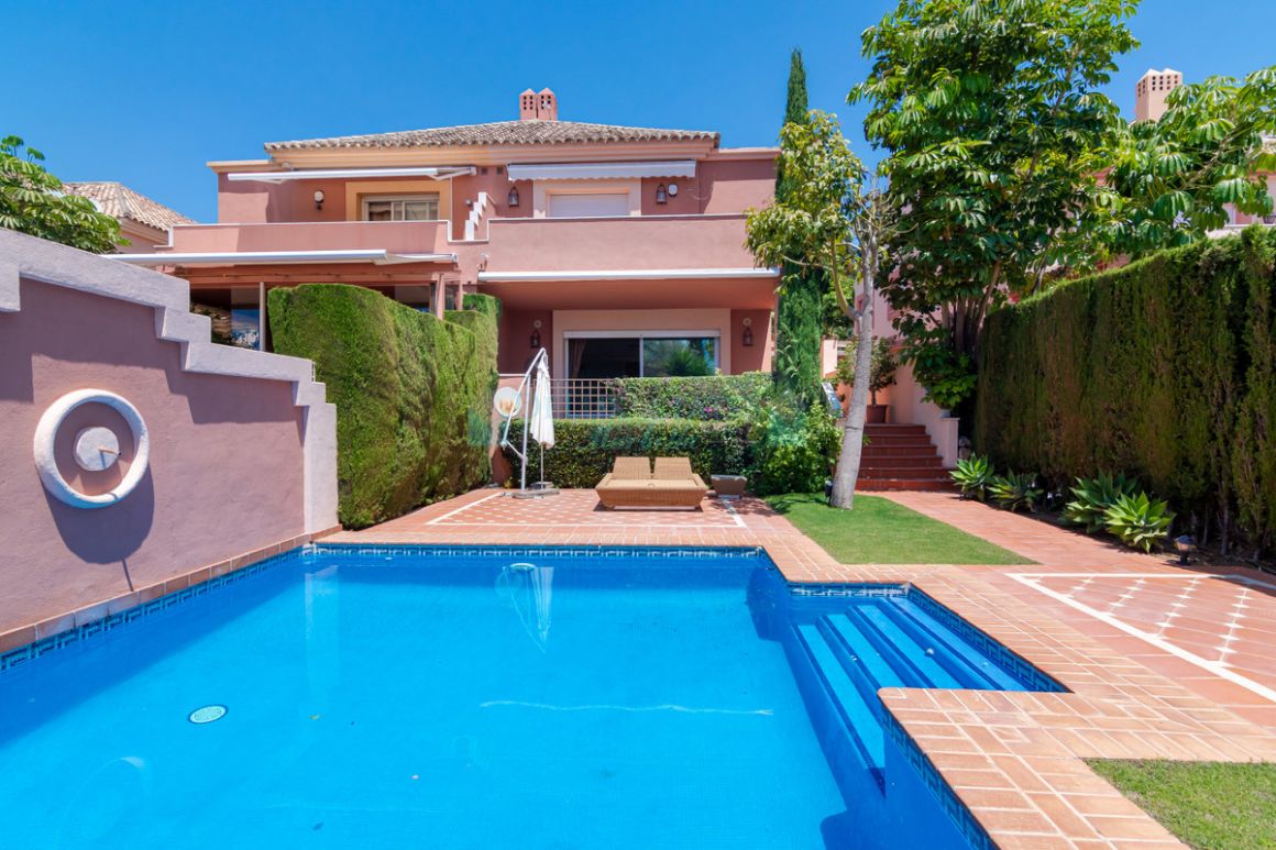 Semi Detached Villa for sale in Marbella Golden Mile