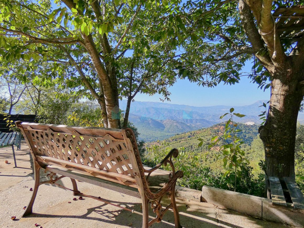 Villa for sale in Ojen