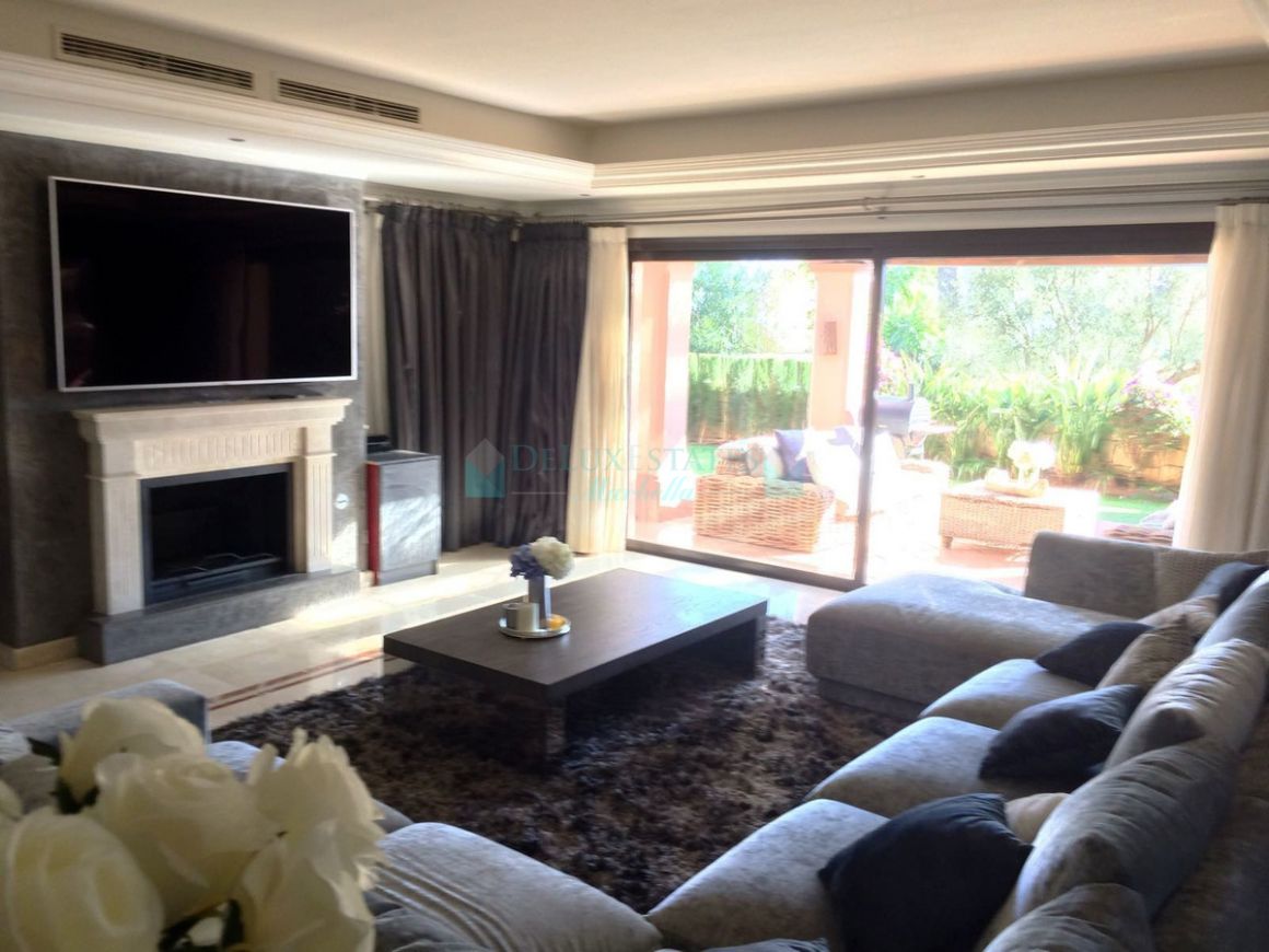 Semi Detached Villa for sale in Sierra Blanca, Marbella Golden Mile