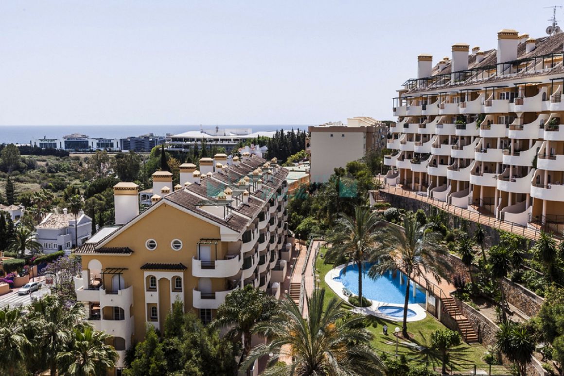 Apartment for sale in Nueva Andalucia