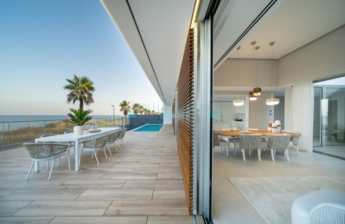Semi Detached Villa for sale in Estepona