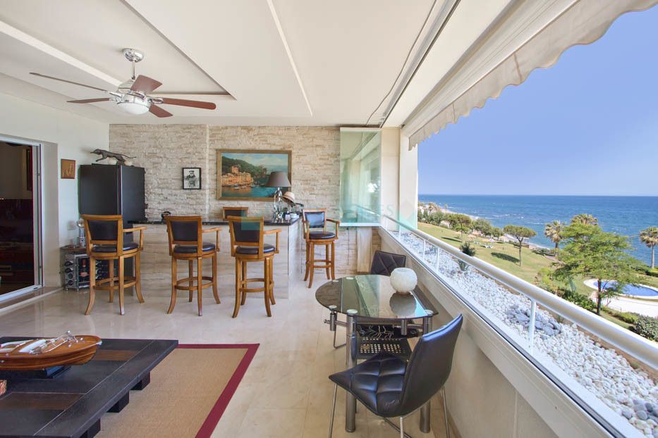 Apartment for sale in Cabopino, Marbella East