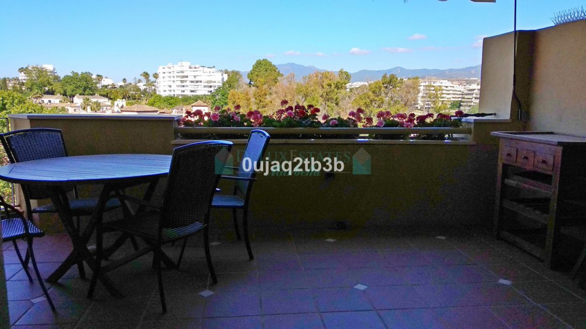 Penthouse for sale in Guadalmina Alta, San Pedro de Alcantara