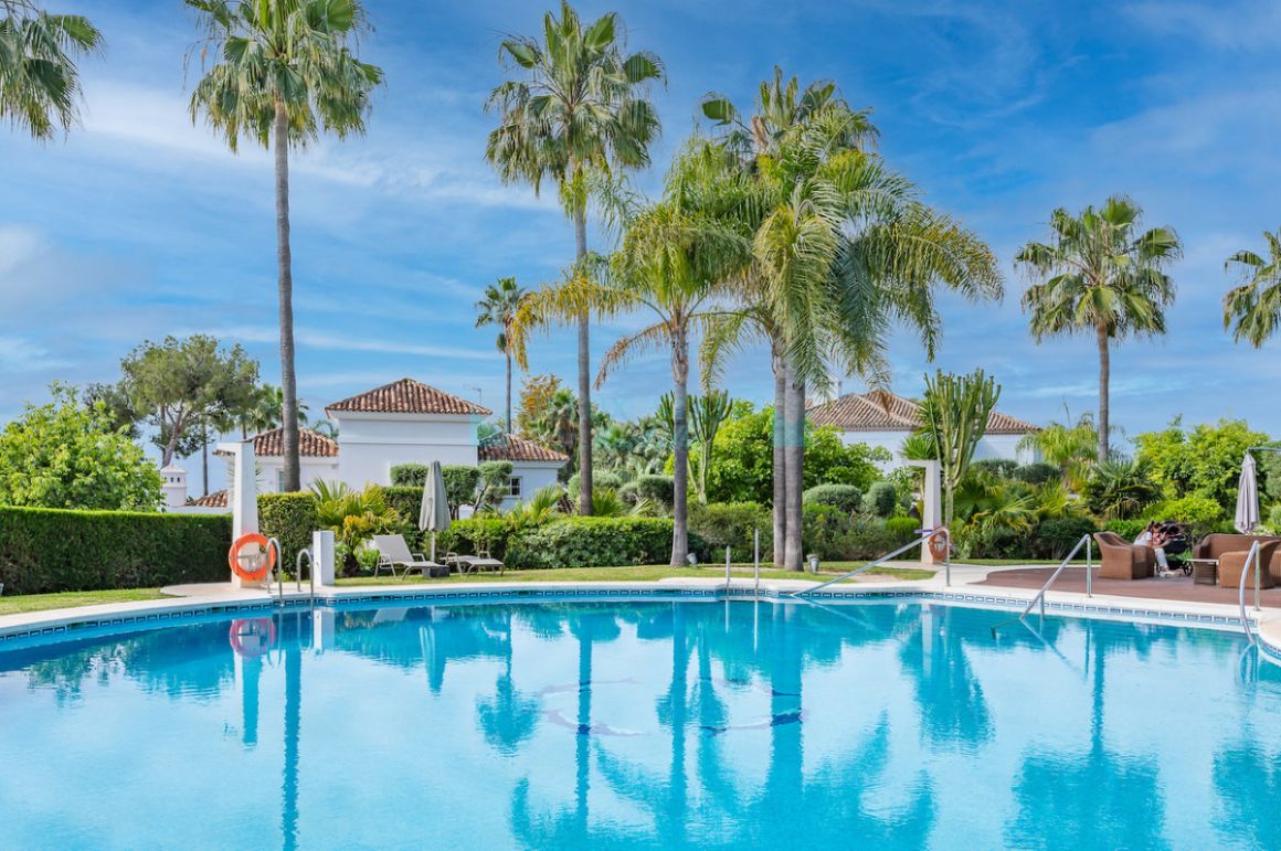 Ground Floor Apartment for sale in Marbella Golden Mile