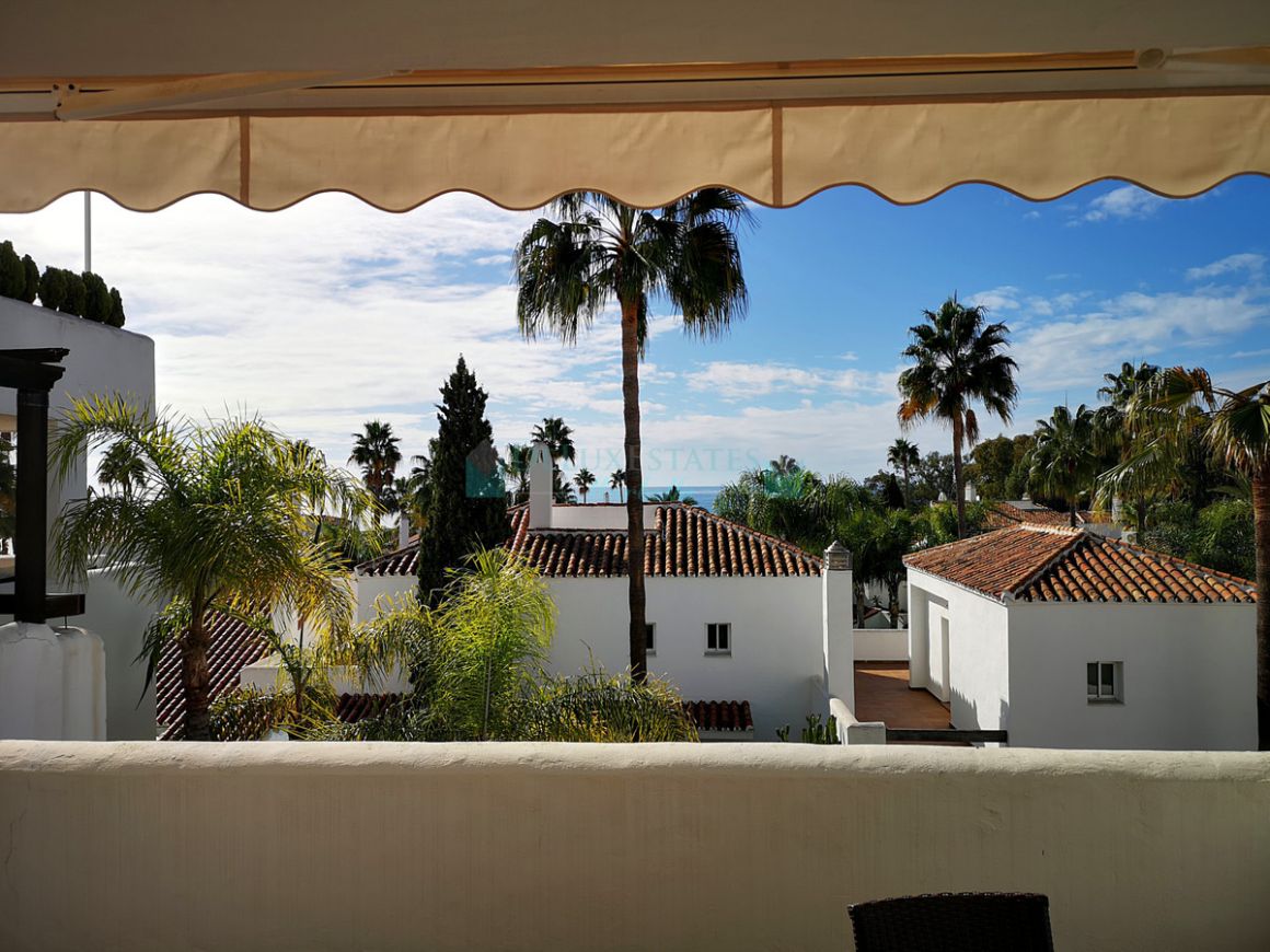 Apartment for rent in Bahia de Marbella, Marbella East