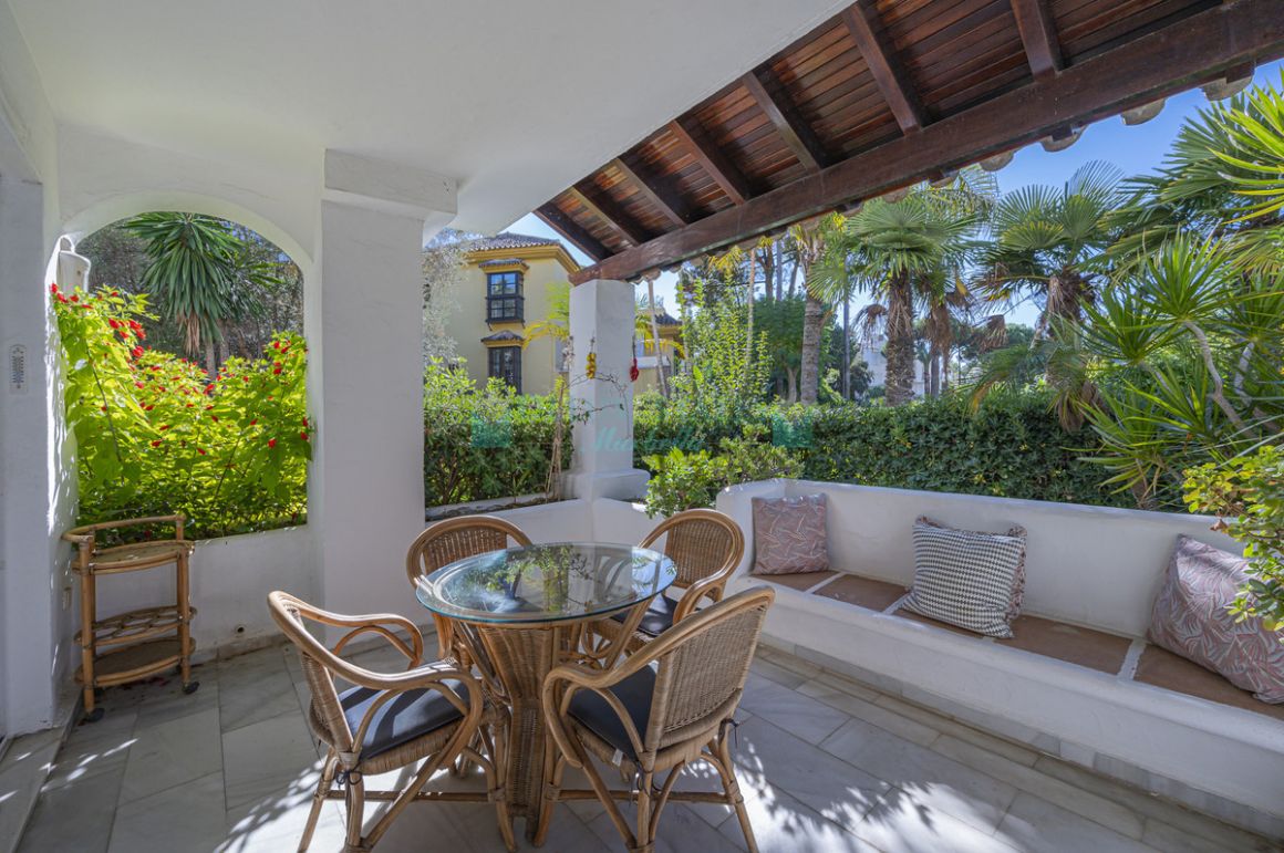 Ground Floor Apartment for sale in Marbella Golden Mile