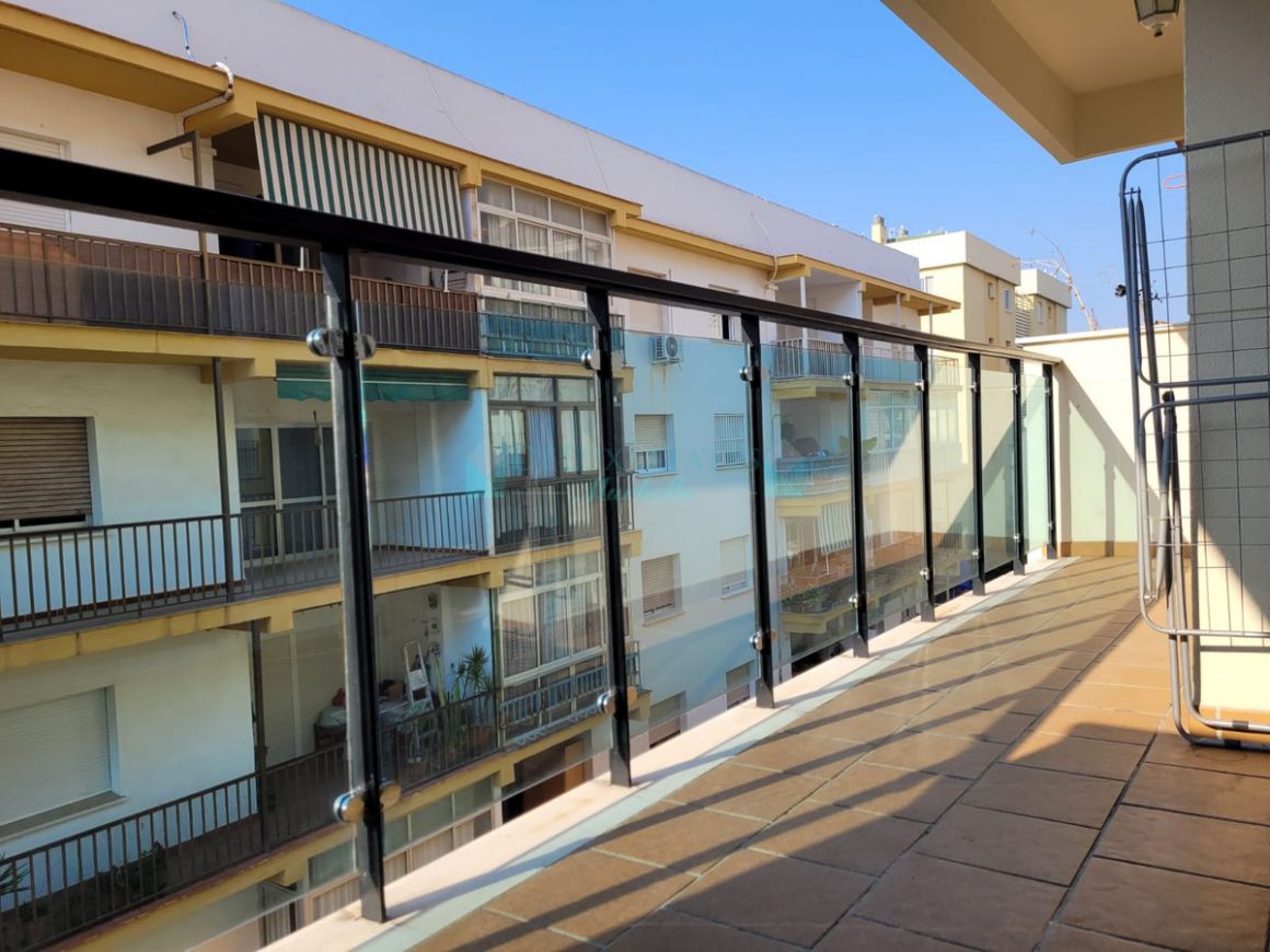 Apartment for sale in Estepona