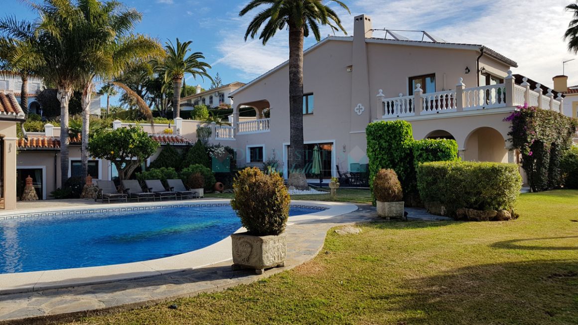 Villa for sale in Elviria, Marbella East
