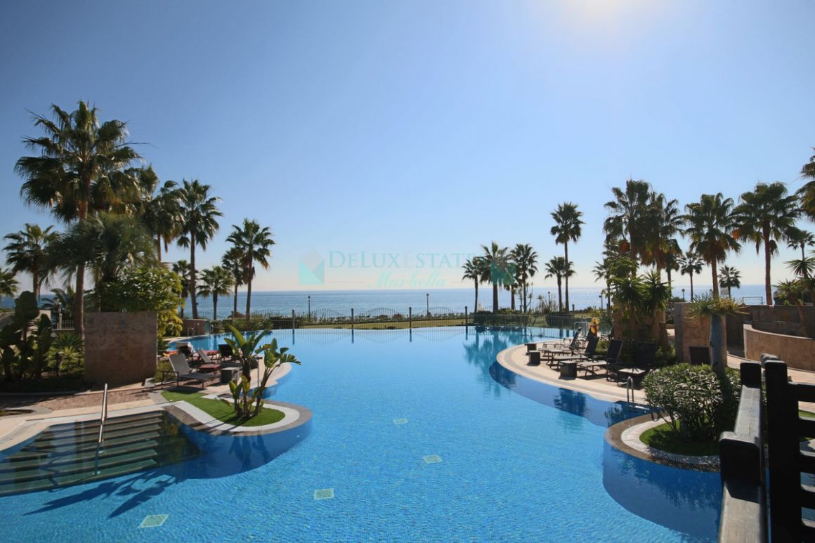 Apartment for sale in Estepona