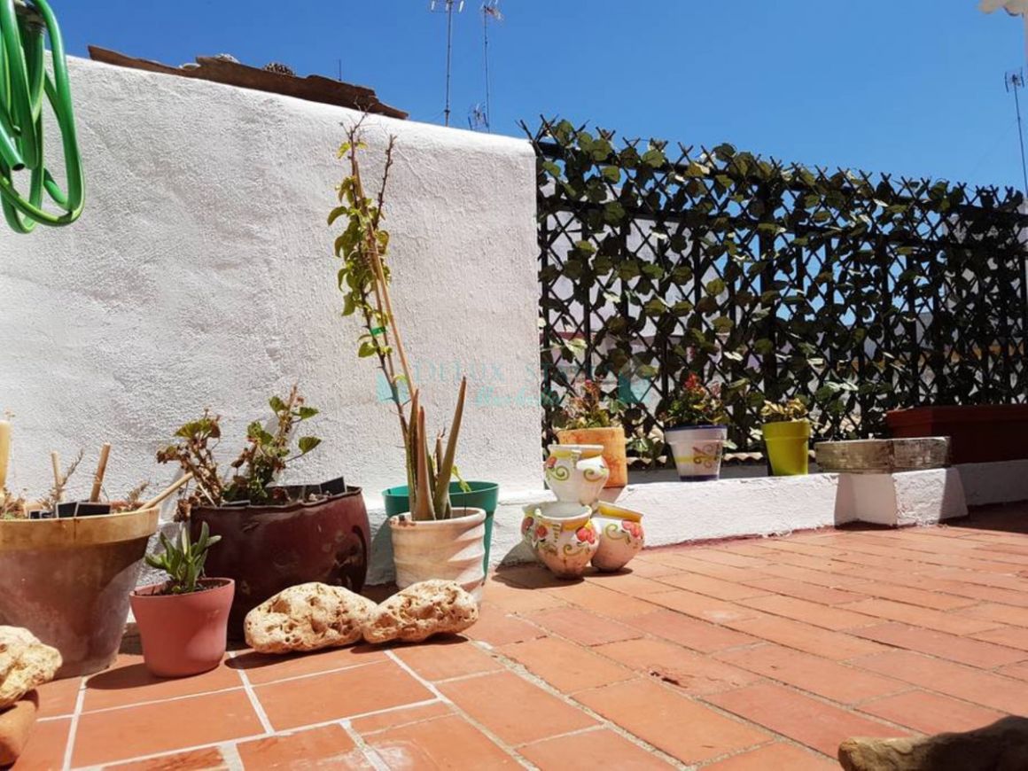 Penthouse for sale in Estepona