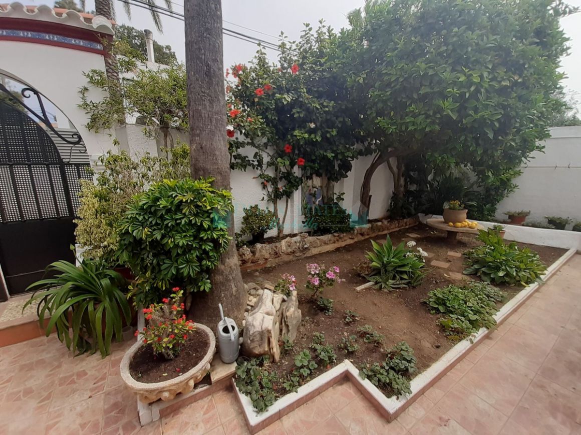 Semi Detached Villa for sale in  El Rosario, Marbella East