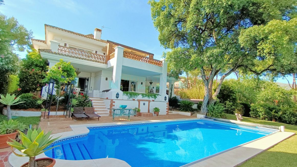 Villa for sale in Marbella Golden Mile