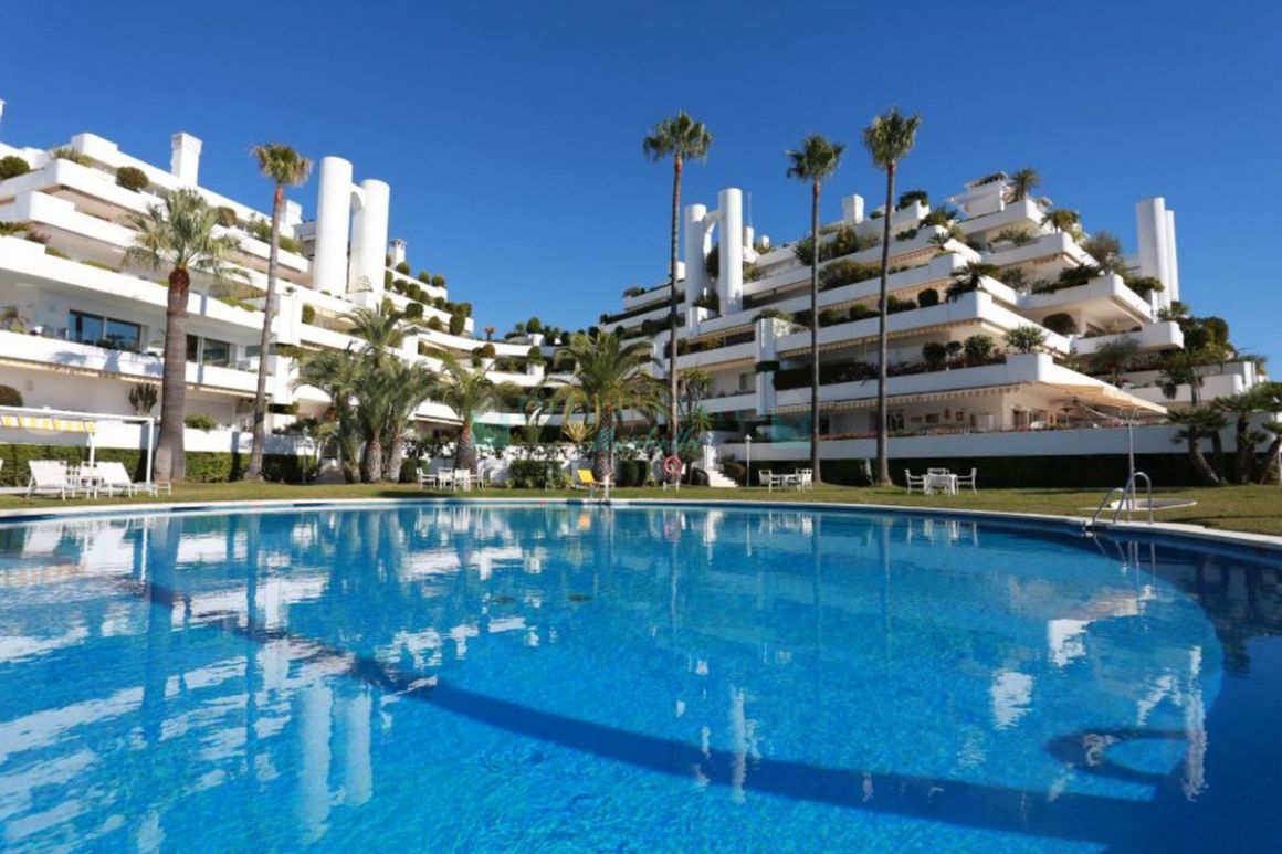 Apartment for sale in Marbella Golden Mile