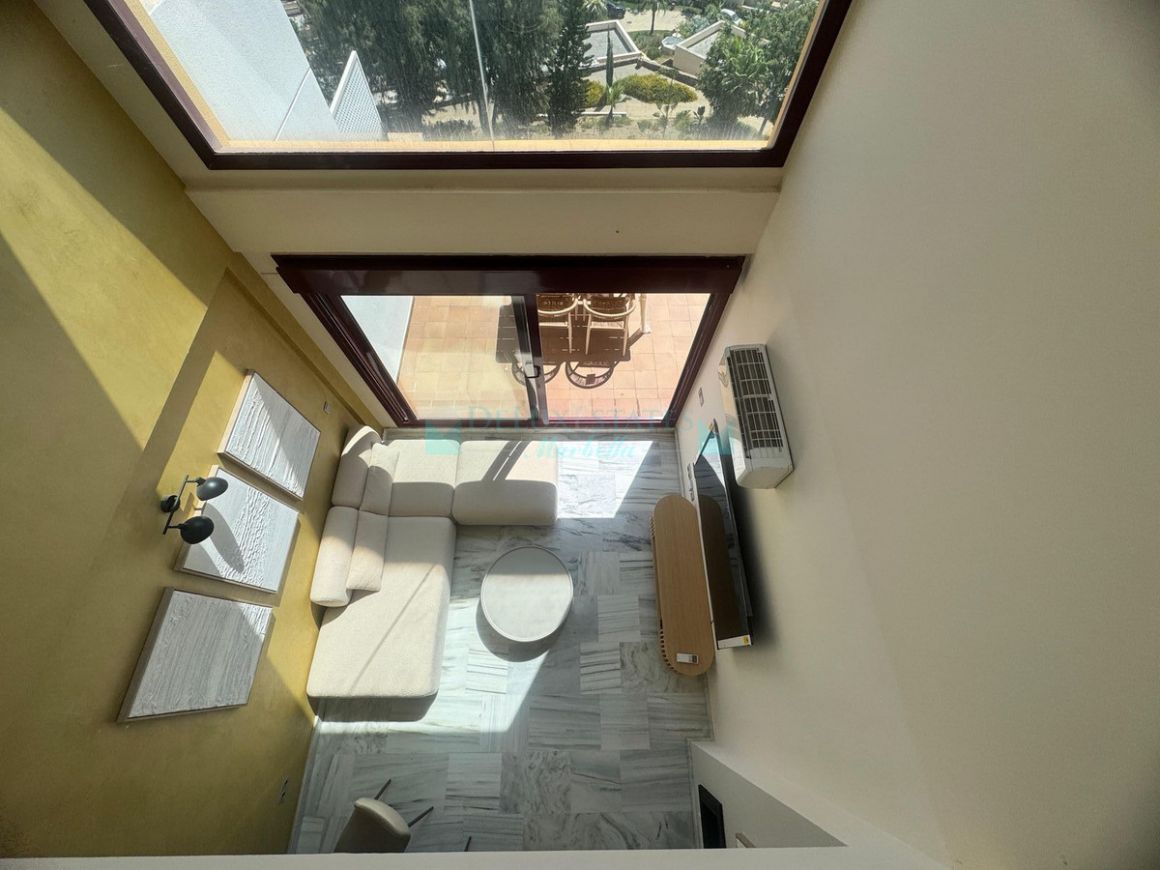 Penthouse for rent in Benahavis