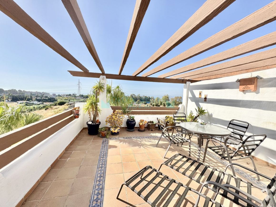 Penthouse for sale in Estepona