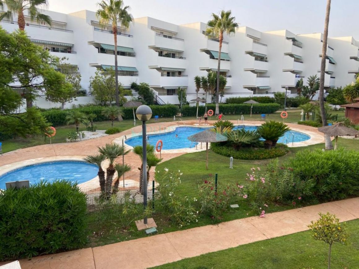 Penthouse for sale in Guadalmina Baja, San Pedro de Alcantara