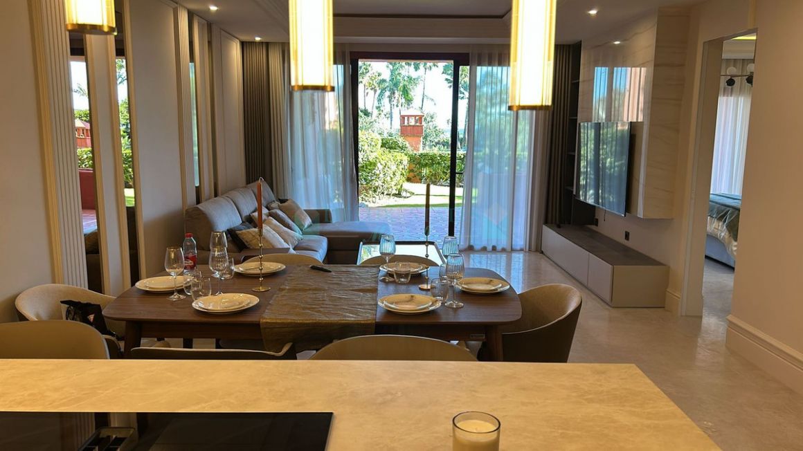 Ground Floor Apartment for sale in New Golden Mile, Estepona
