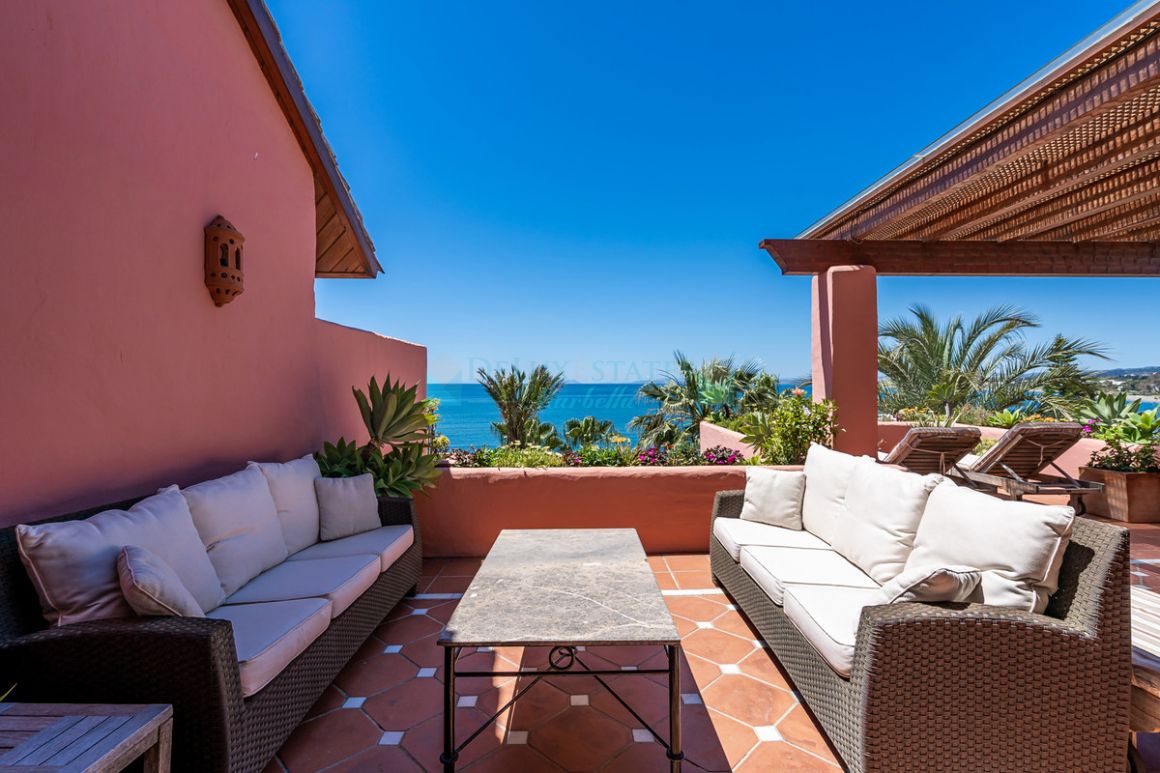 Penthouse for rent in Estepona