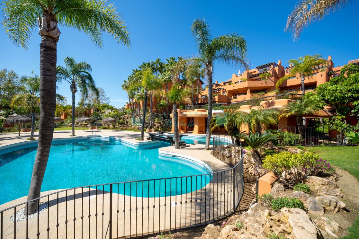 Ground Floor Apartment for sale in Marbella - Puerto Banus