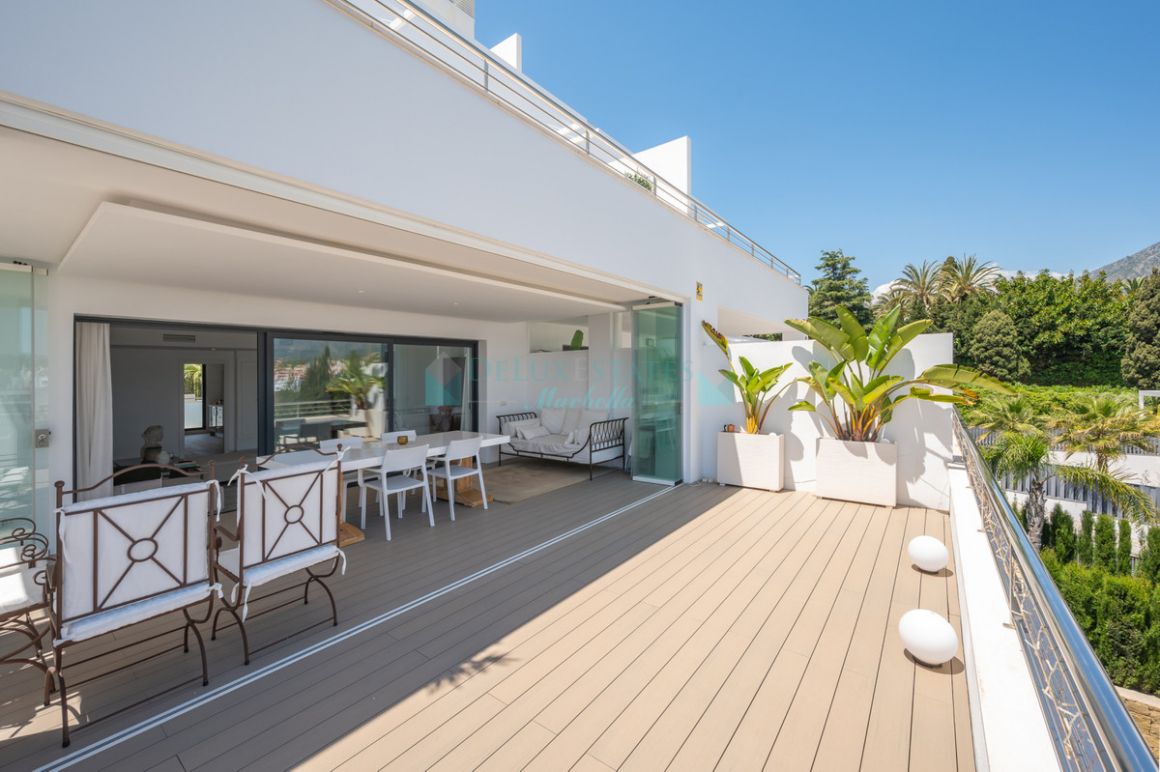 Apartment for sale in Marbella Golden Mile
