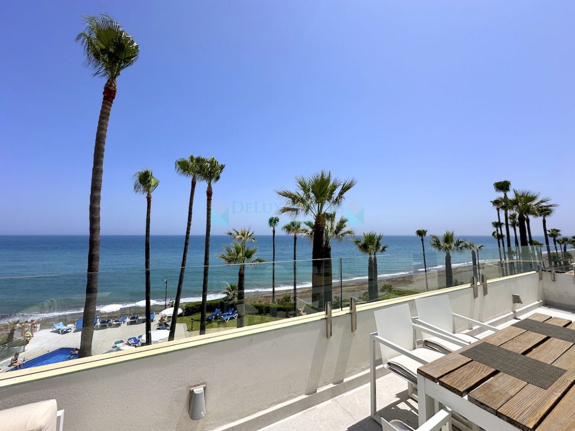 Penthouse for sale in Estepona