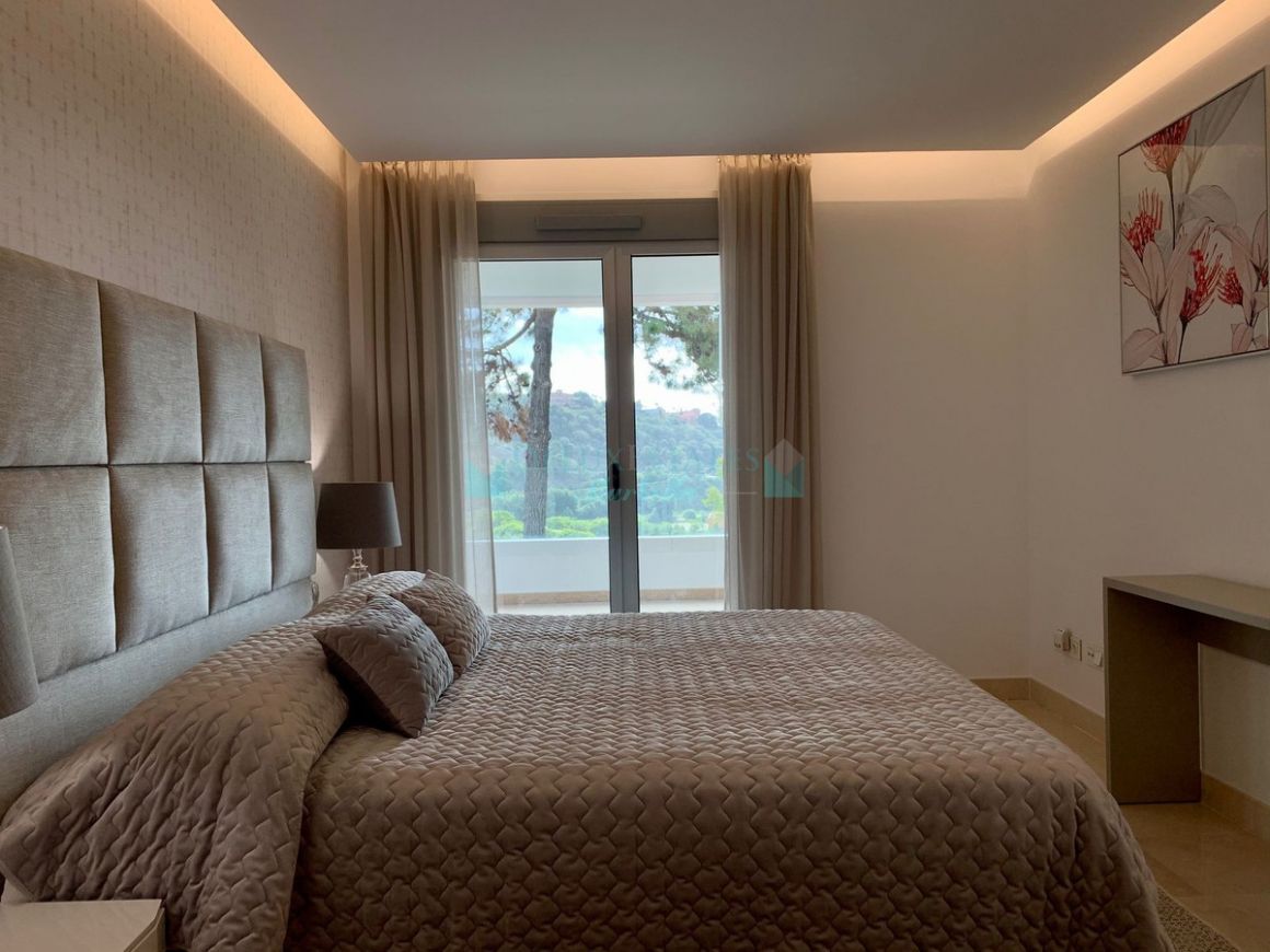 Apartamento Planta Baja en alquiler en Benahavis