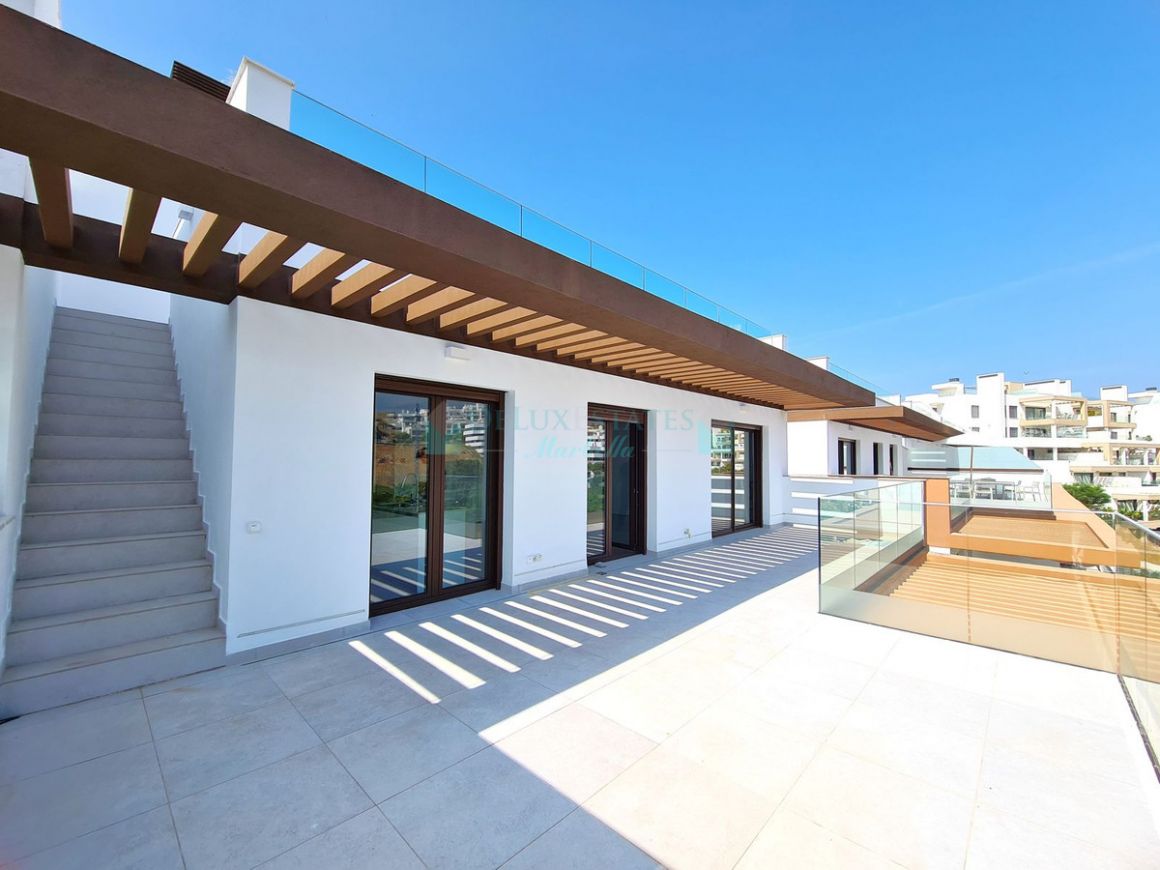 Penthouse for sale in Estepona