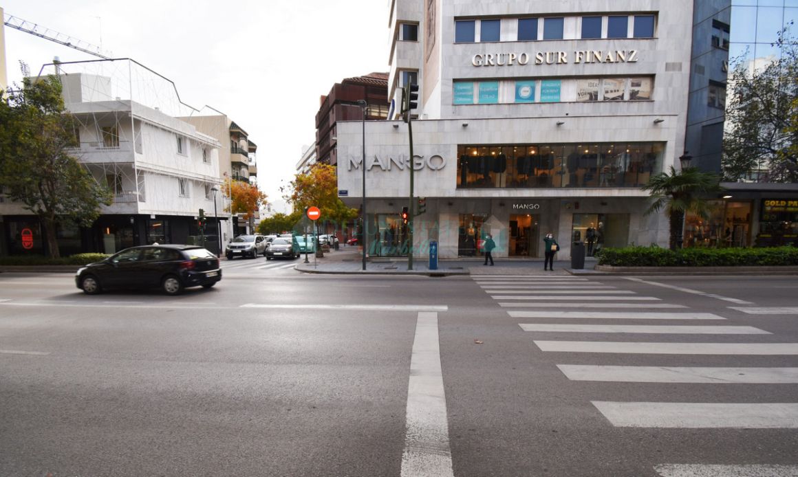 Office for sale in Marbella