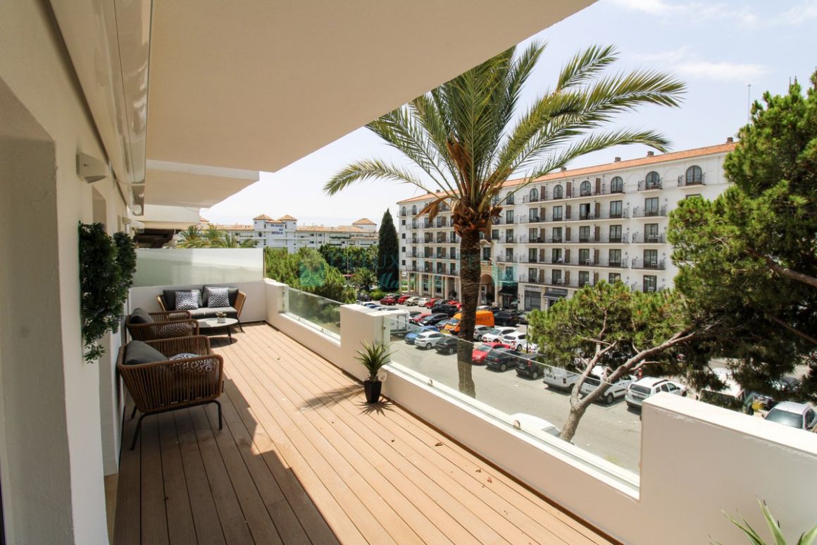 Ground Floor Apartment for sale in Nueva Andalucia