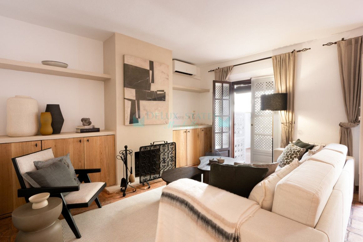 Town House for sale in Marbella Golden Mile